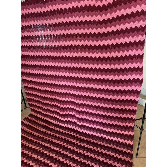 Zig Zag Crochet Blanket Handmade CA KING + Burgundy Pink Tri-Color 82W x 116L - Picture 7 of 10